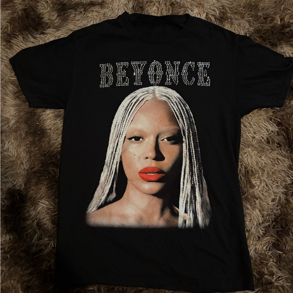 Black Graphic T-Shirt with Bold Design